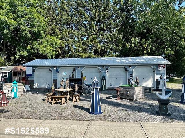 155 East Broadway Street, Cape Vincent, NY 13618
